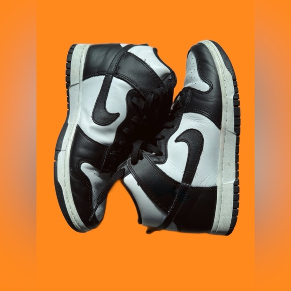 Nike Dunk High Panda (2021) Women’s Sz 9 - DD1869-103 - Picture 3 of 8